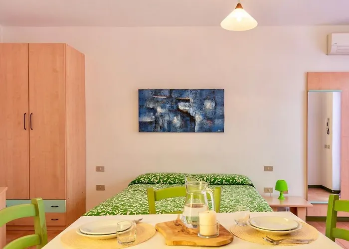 Aparthotel In 3*